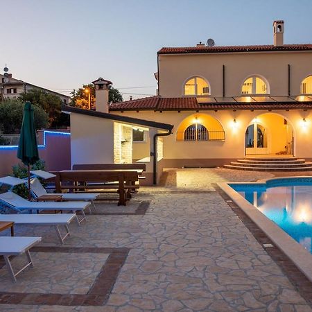 Via Flavia With Common Pool Hotel Labinci Kültér fotó